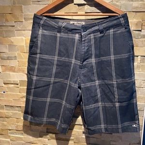 O’Neill polyester style shorts